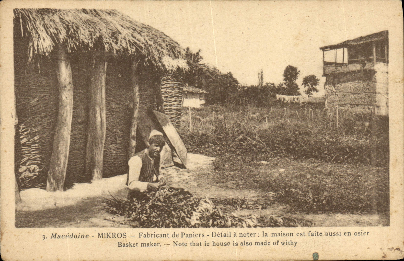 Mikros - Fabricant de Paniers — Maison en osier — Éditeur Pauiss et Gallenca