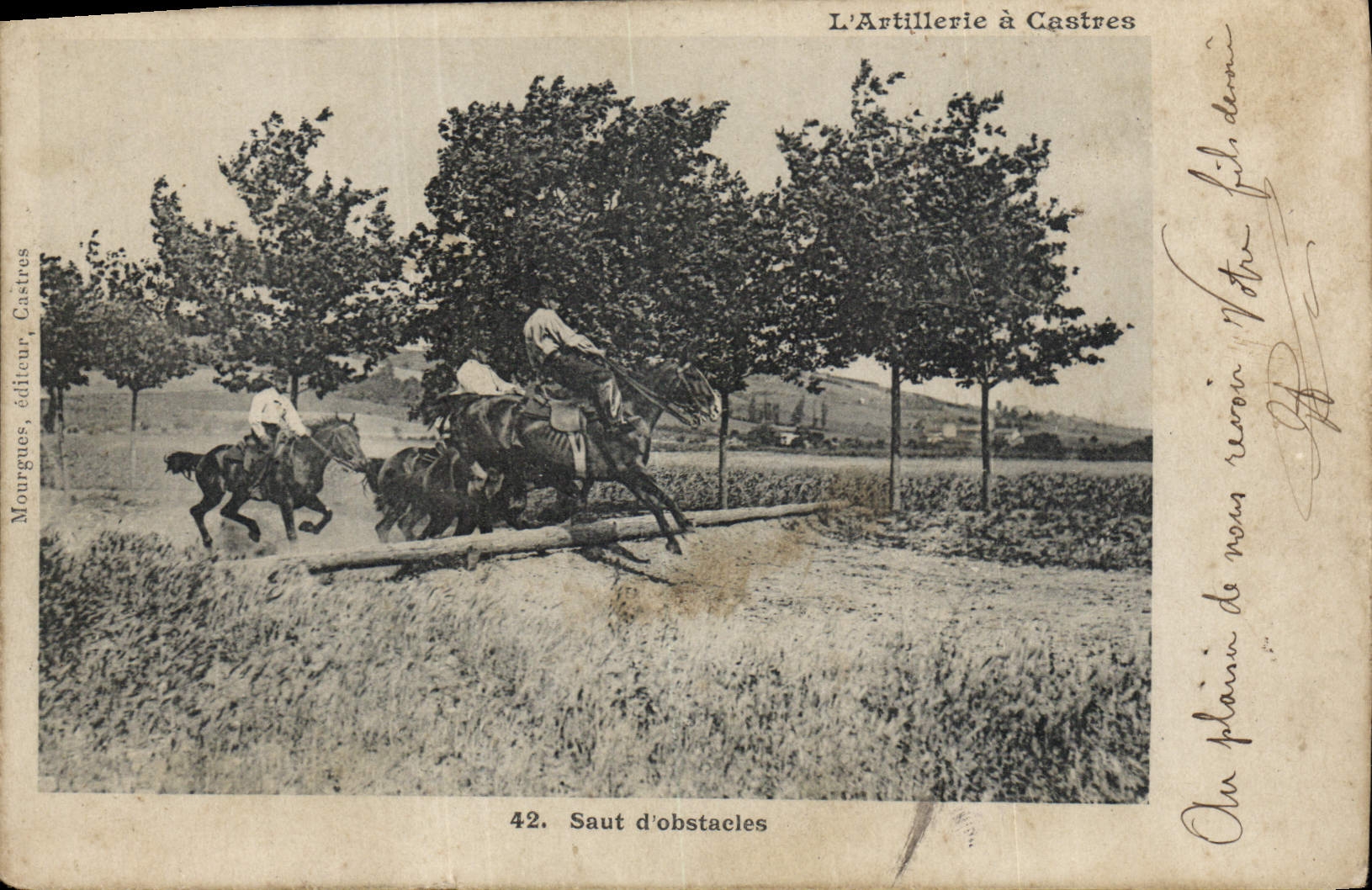 CPA L'Artillerie a Castres Saut d'obstacles 