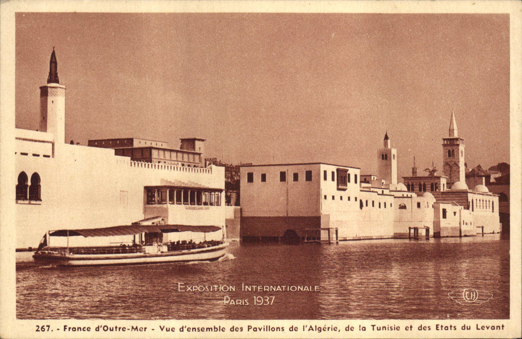 France d'Outre-Mer — Vue d'ensemble des Pavillons de l'Algérie, de la Tunisie et des États du Levant — Exposition Internationale Paris 1937