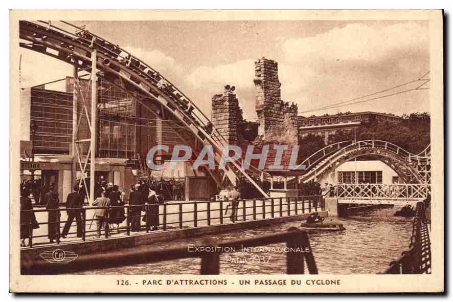 CPA Exposition Internationale Paris 1937 Parc d'Attractions Un passage du cyclone 
