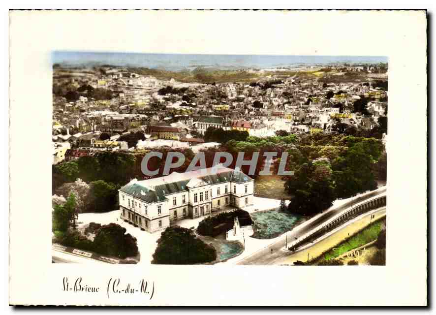 St-Brieuc (C.-du-M.) — Vue aérienne du Palais de Justice et du Monument — Éditions Aériennes MACON