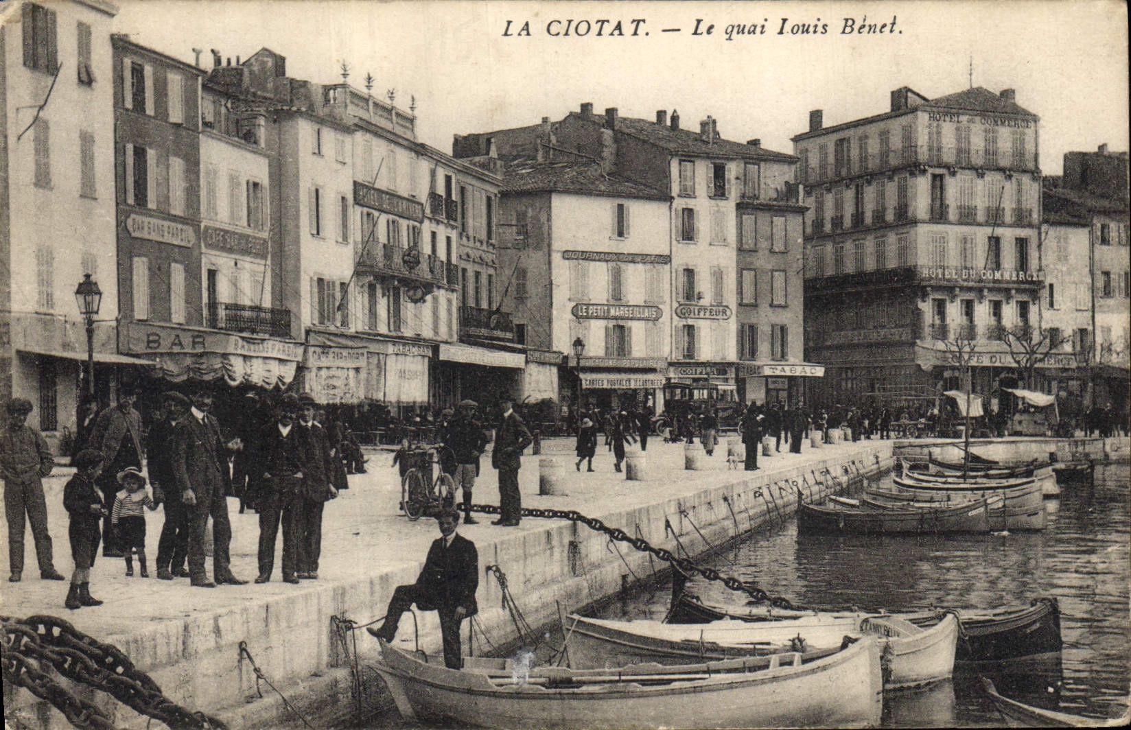 CPA La Ciotat Le quai Louis Benet 