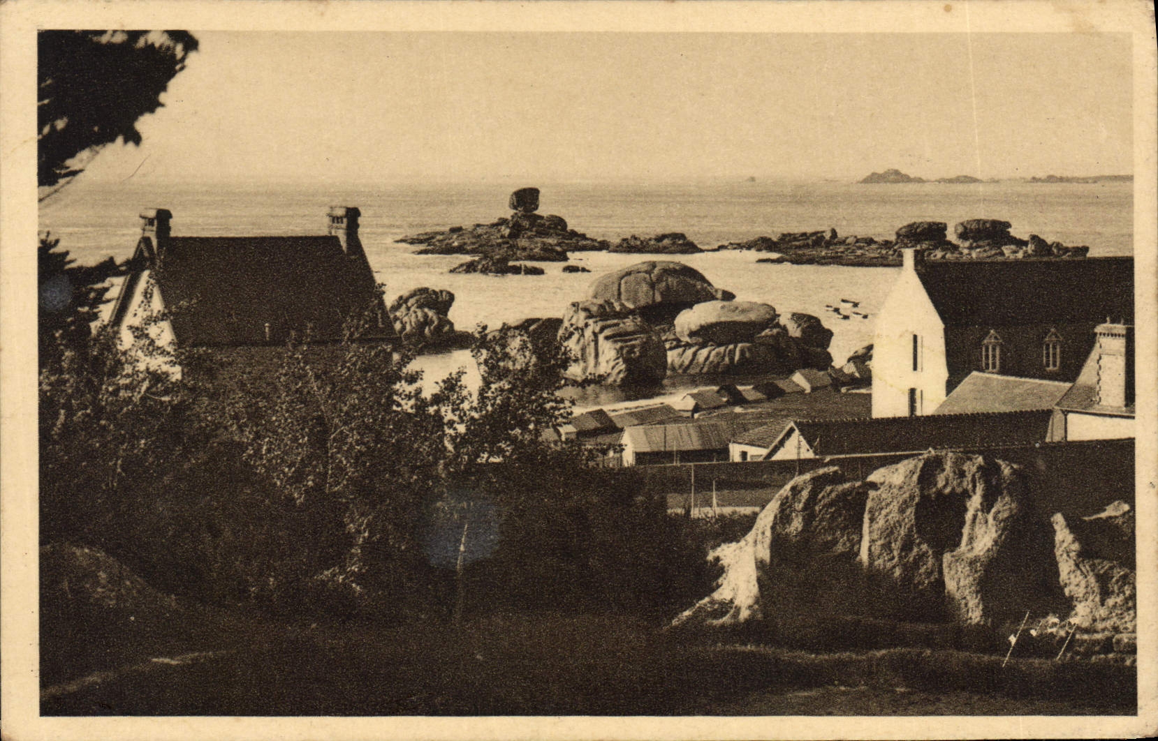 Trégastel (Côtes-du-Nord) — Allgemeiner Blick auf den Hafen — Les Éditions d'Art Wyell, Paris