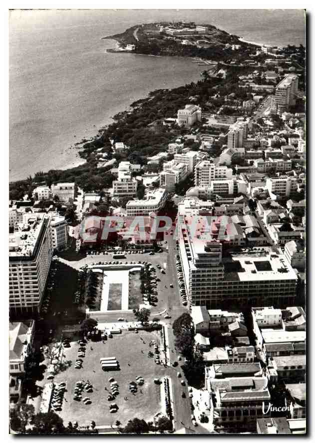 CPA Dakar Senegal La Place Colbert et l'Avenue Roume 