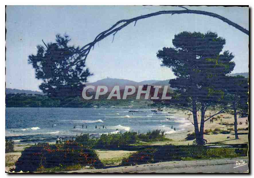 CPA La Cote des Maures Bormes les Mimosas Var La Plage de la Faviere a deux 