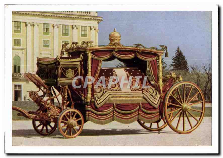 CPM Wien Kunsthistorisches Museum Wagenburg in Schonbrunn Roter Leichenwagen des Wiener Hofes 