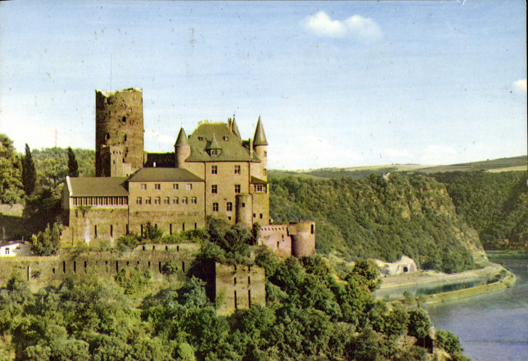 Château de Katz — vue panoramique — Georg Stilke GmbH, N.R. 90104