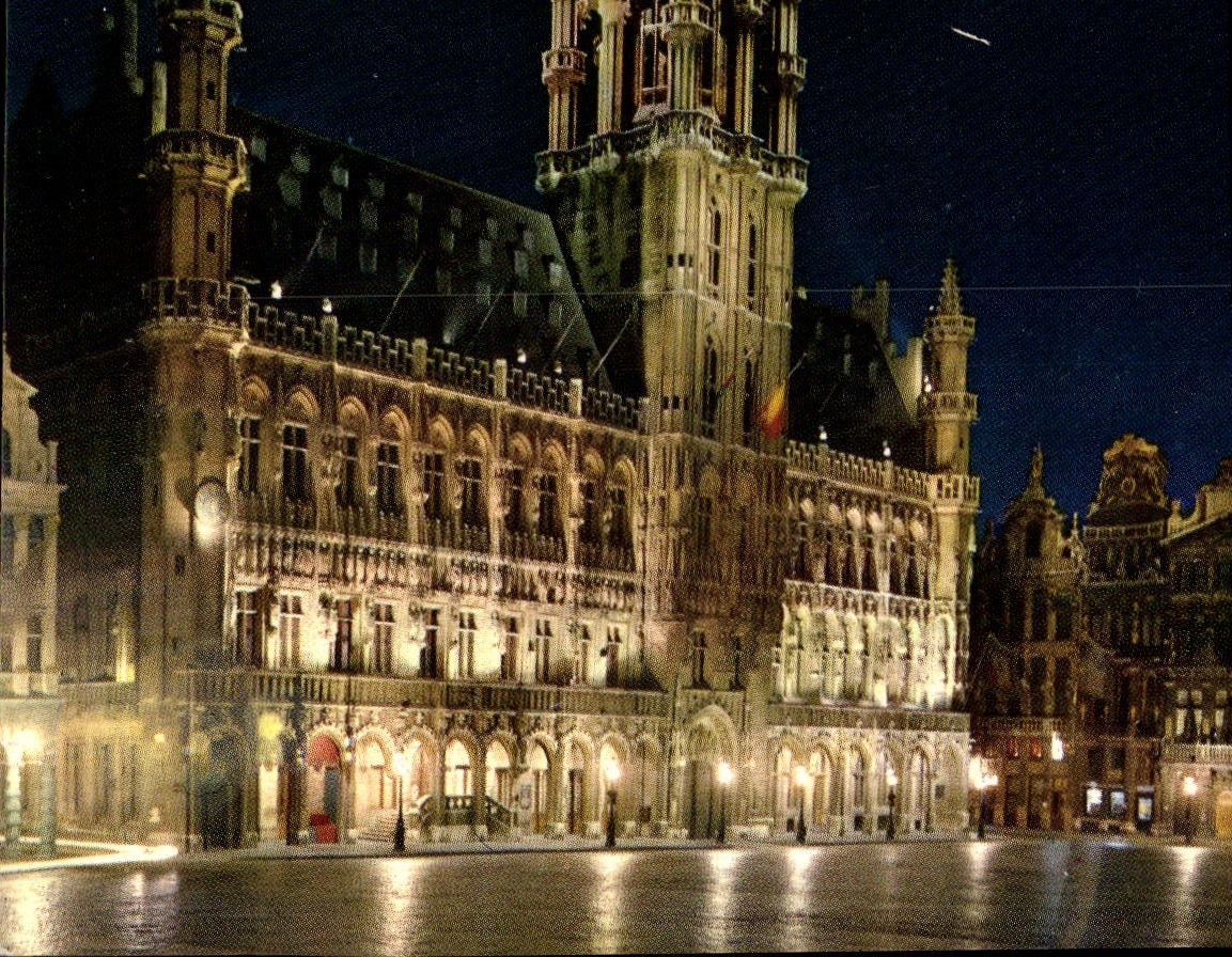 CPM Bruxelles Brussel Grand'Place Hotel de Vile 