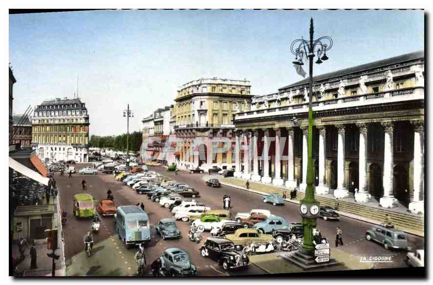 CPM Bordeaux Gironde La Place de la Comedie 