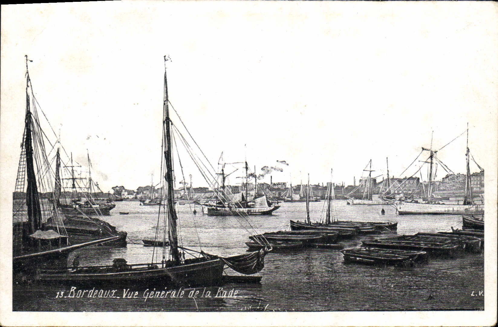 Bordeaux — Vue Générale de la Gade — L.V. éditeur
