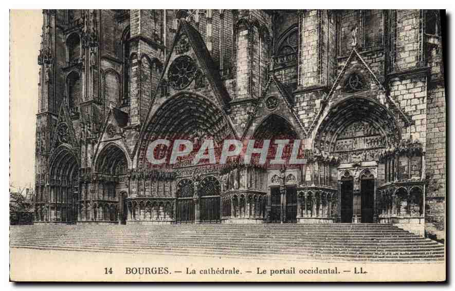 CPA Bourges La Cathedrale Le Portail occidental 
