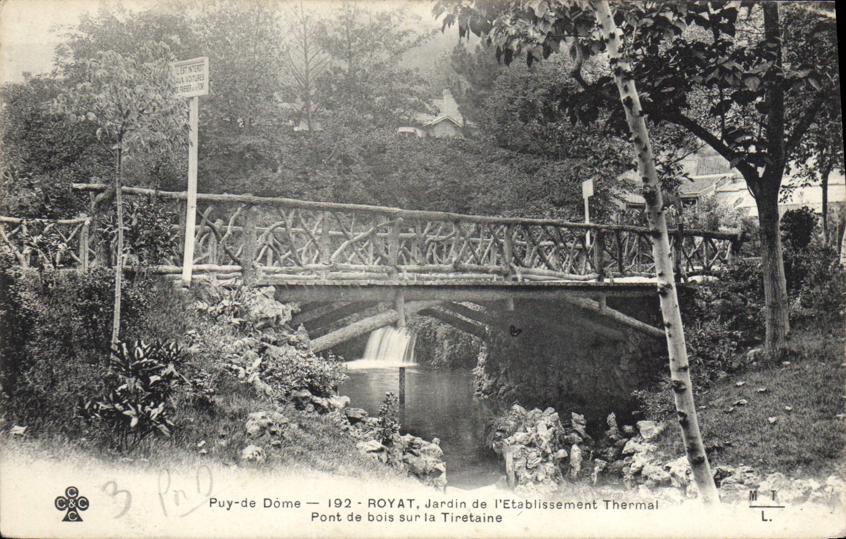 CPA Puy de Dome Royat Jardin de l'Establissement Thermal 