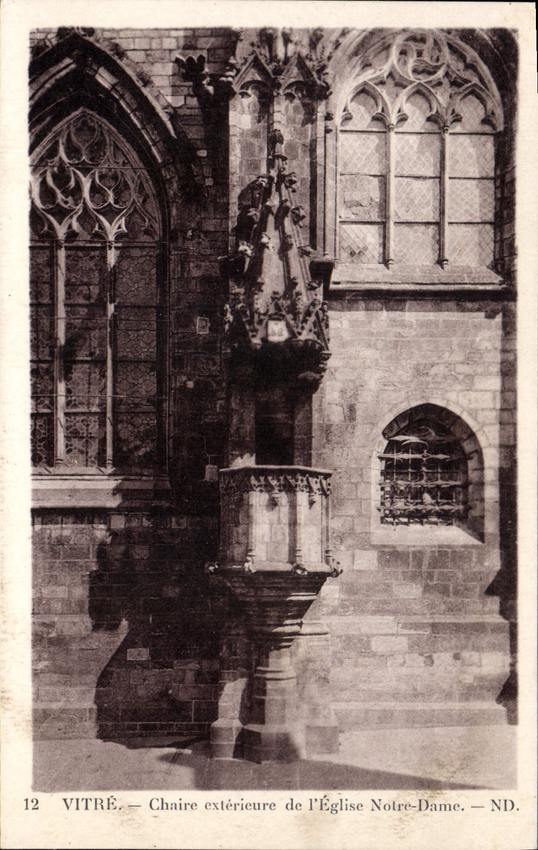 Vitré — Chaire extérieure de l'Église Notre-Dame — ND. — N°12