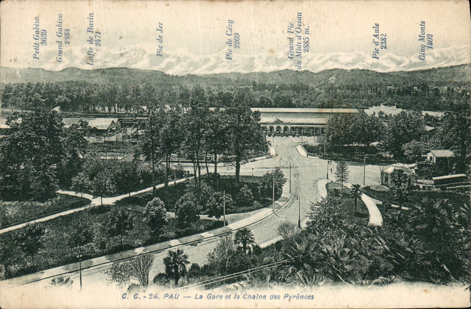 PAU — La Gare et la Chaîne des Pyrénées — C.C. 24