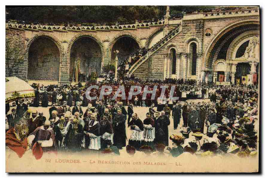 CPA Lourdes La Benediction des Malades 