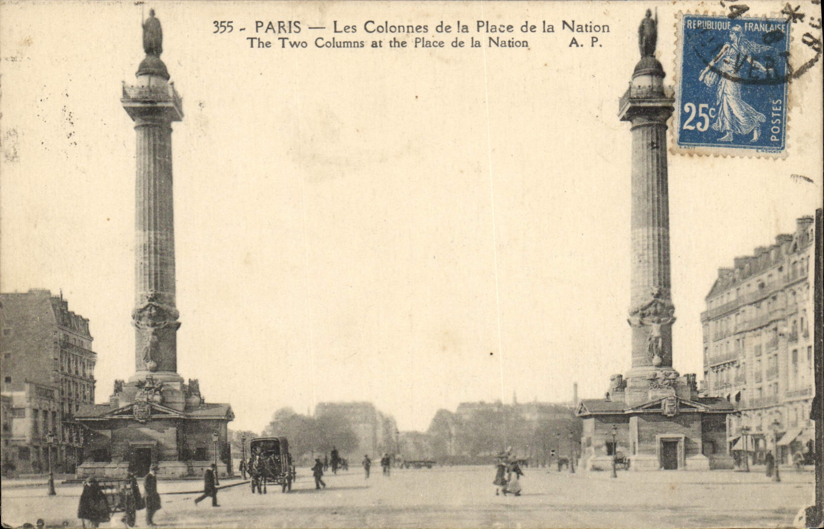 Paris — Les Colonnes de la Place de la Nation — A.P. n°355