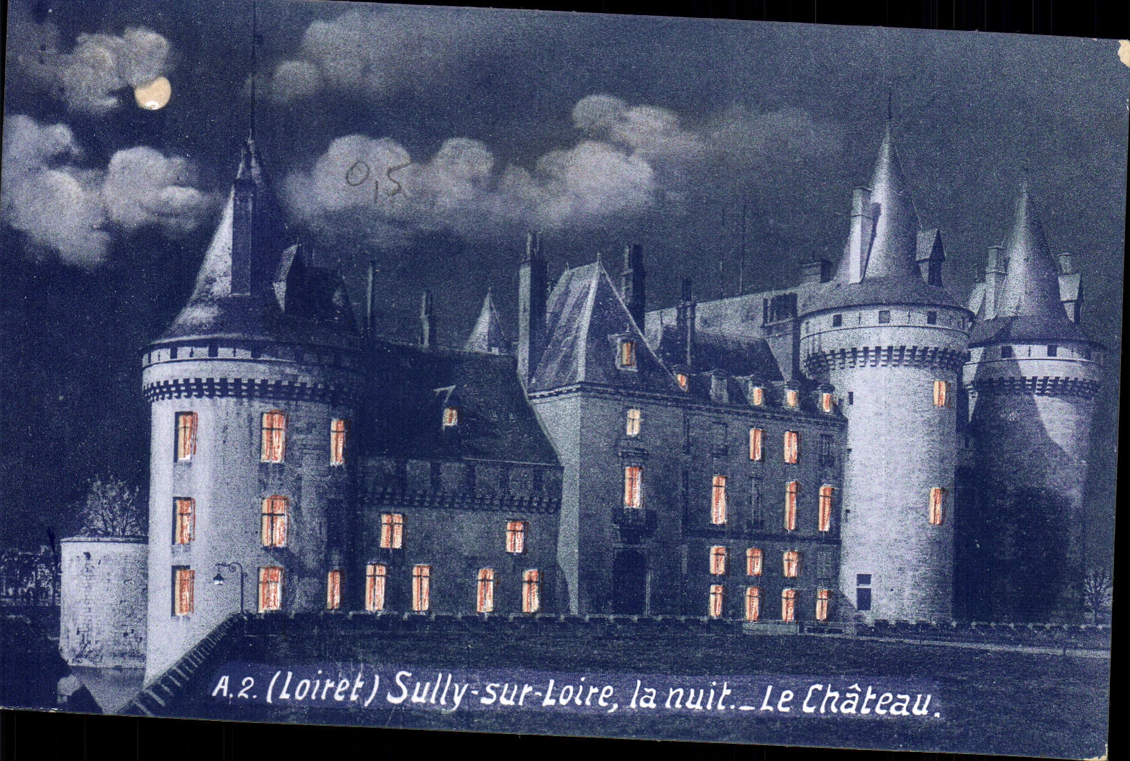 CPA Loiret Sully sur Loire la nuit Le Chateau 