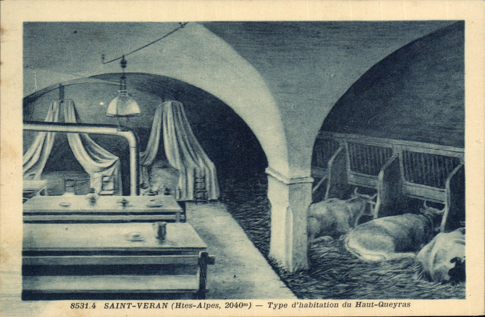 Saint-Veran (Htes-Alpes, 2040m) — Type d'habitation du Haut-Queyras