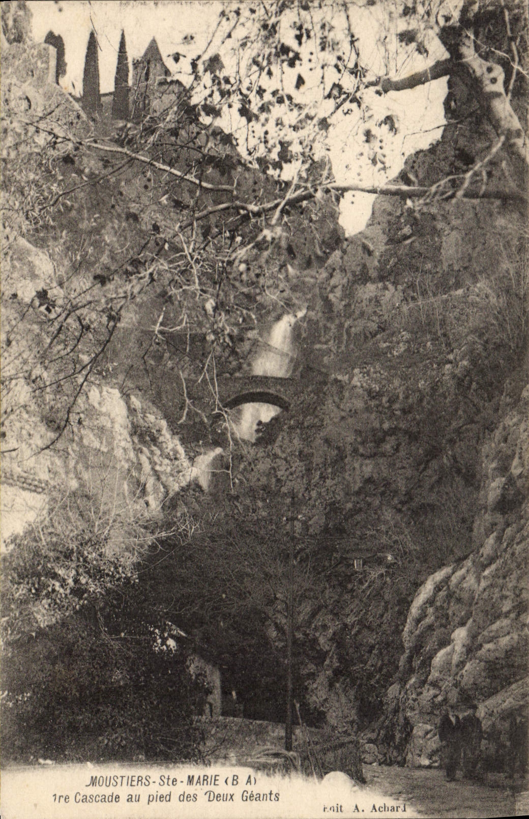 Moustiers-Ste-Marie — First Cascade at the Foot of the Two Giants — publisher A. Achard