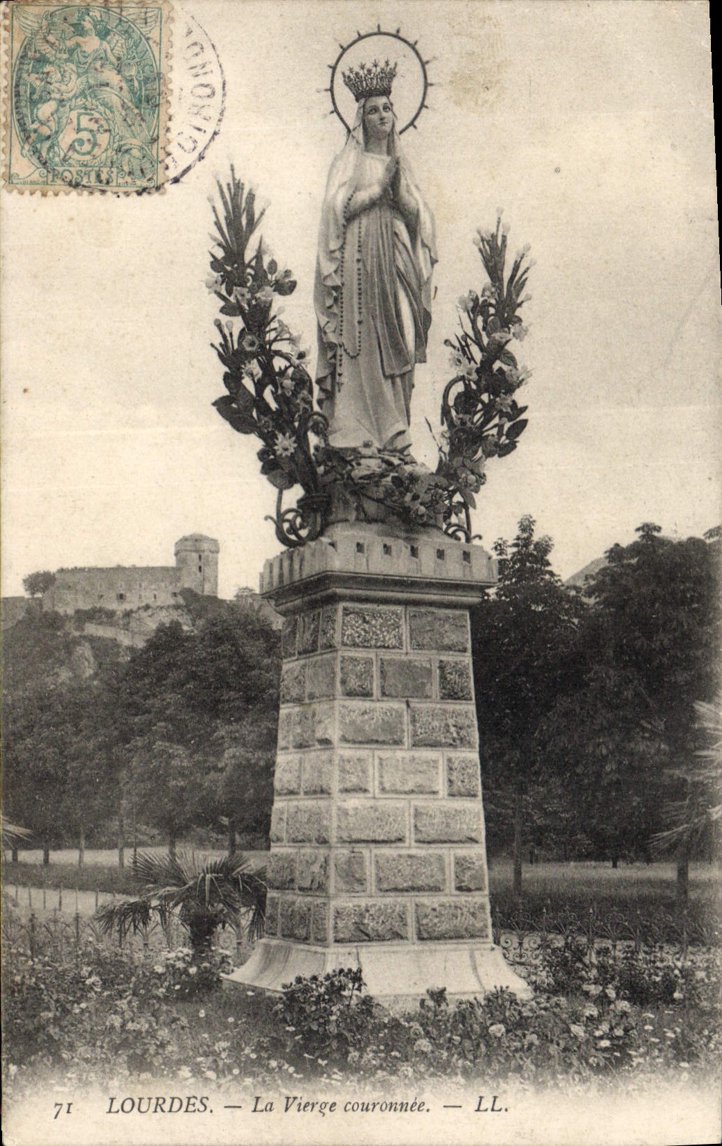 CPA Lourdes La Vierge couronnee