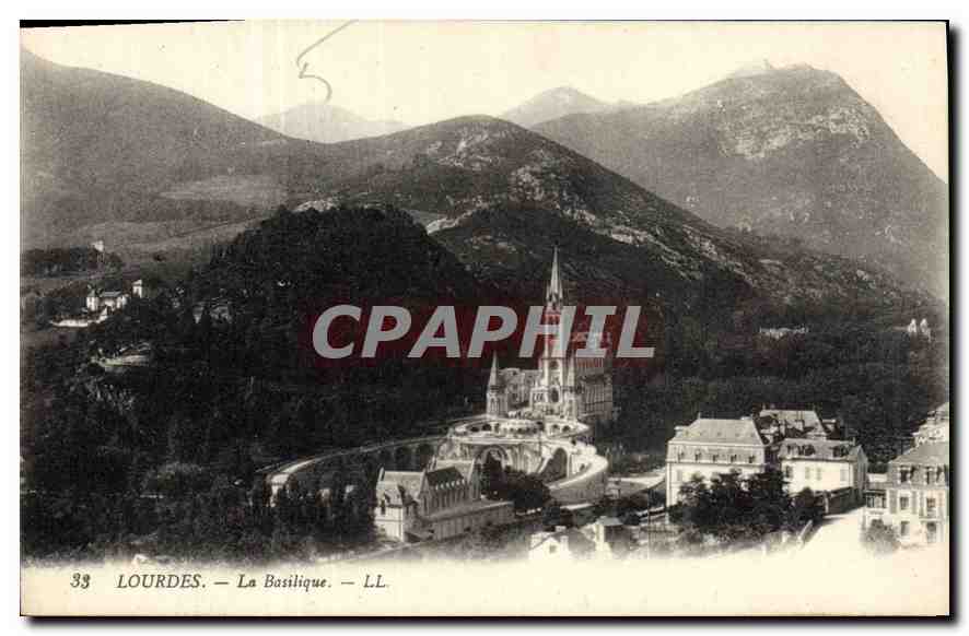 CPA Lourdes La Basilique