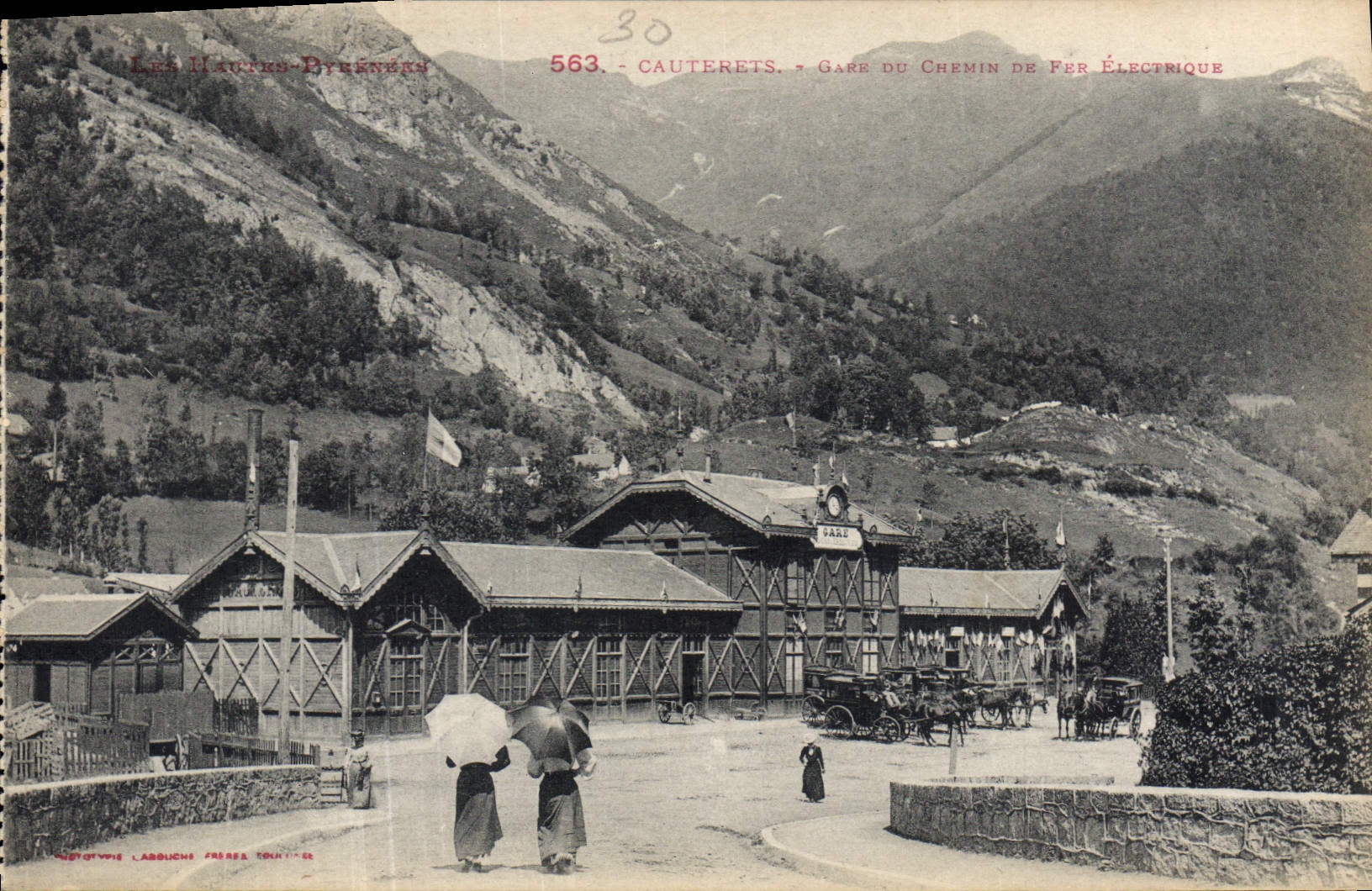 CPA Lourdes Les Hautes Pyreneees Gare de Chemin de Fer Electrique
