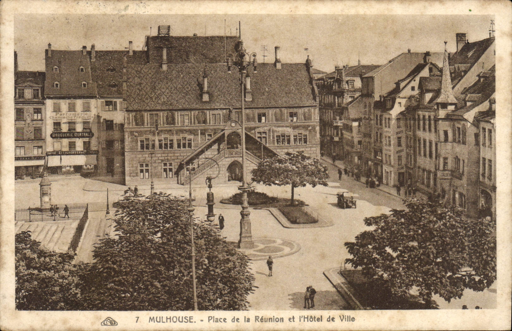 Mulhouse - Place de la Réunion et l'Hôtel de Ville