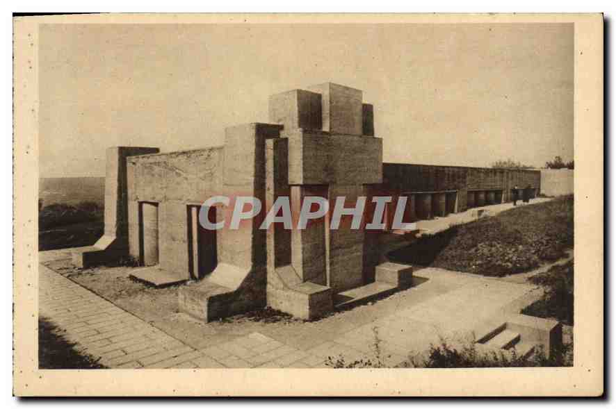 Monument of the Bayonet Trench — Thiaumont near Dousumont — Publisher Verduin, No. 458
