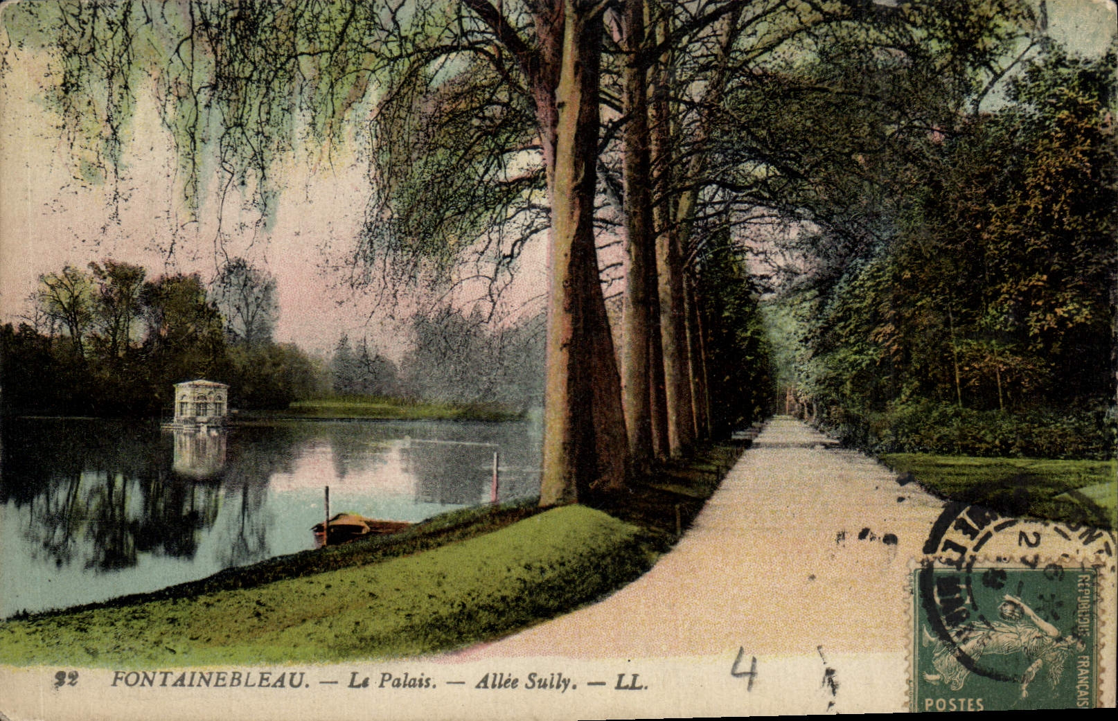Fontainebleau — Le Palais — Allée Sully — LL
