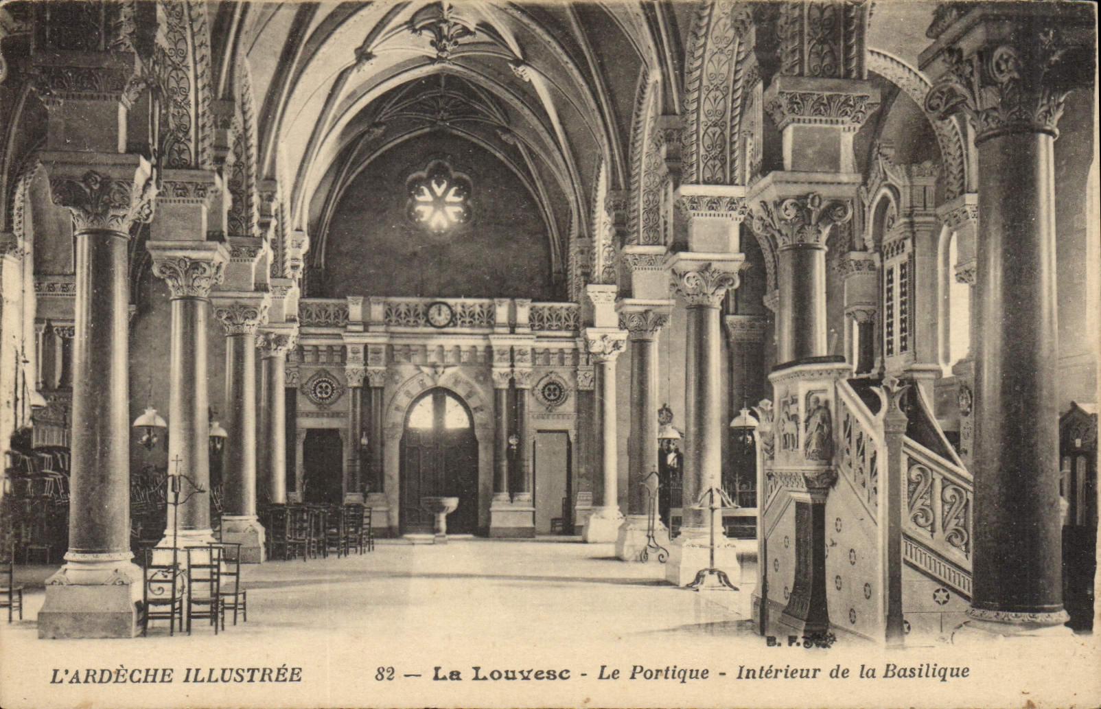 La Louvesc - Le Portique - Intérieur de la Basilique — L'ARDÈCHE ILLUSTRÉE, n°82