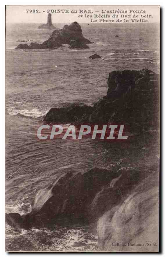 CPA Pointe du Raz L'Extreme Pointe et les Recifs du Raz de Sein Le Phare de la Vieille