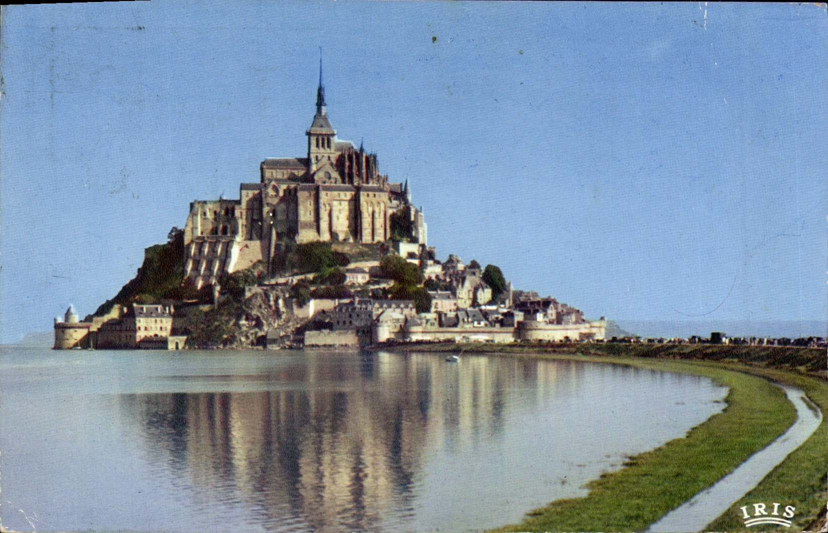 CPM Le Mont Saint Michel Vue generale prise a maree montante