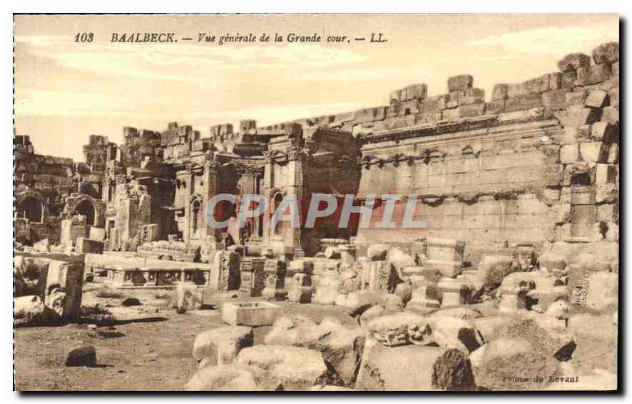 CPA Baalbeck Vue generale de la Grande cour