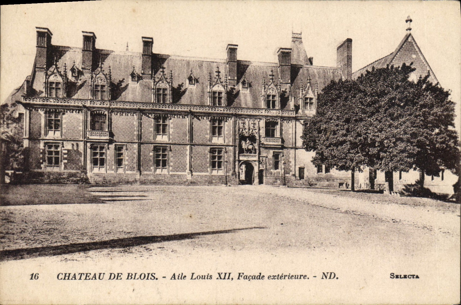 Château de Blois — Aile Louis XII, Façade extérieure — Selecta
