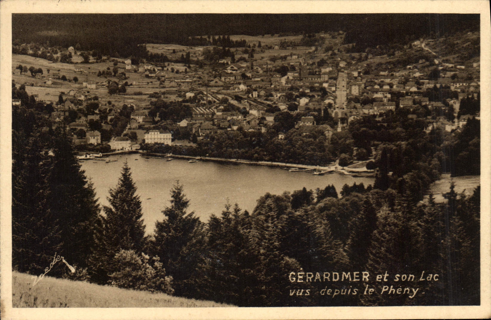 CPA Gerardmer et son Lac vus depuis le Pheny