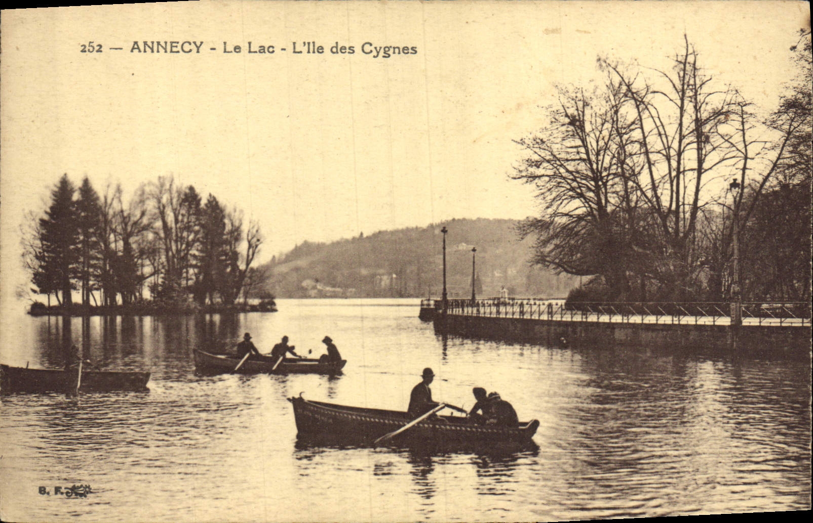 CPA Annecy Le Lac L'Iles des Cygnes