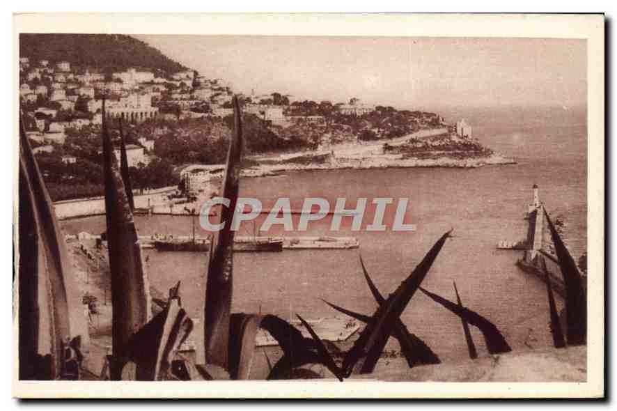 CPA Nice Cote d'Azur Vue generale du Mont Boron