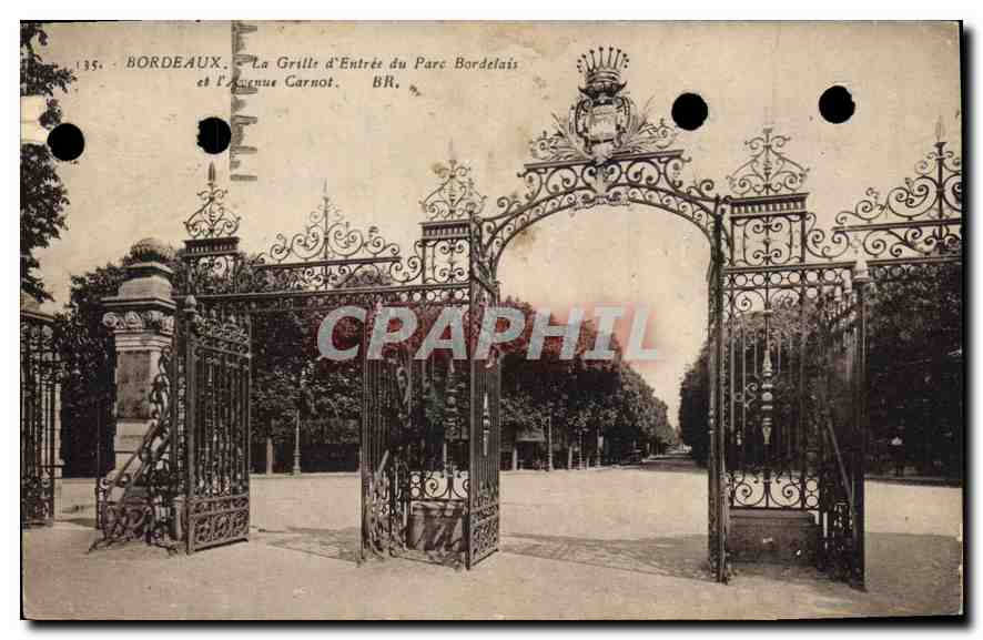 Bordeaux — La Grille d'Entrée du Parc Bordelais et l'Avenue Carnot — BR, n°135