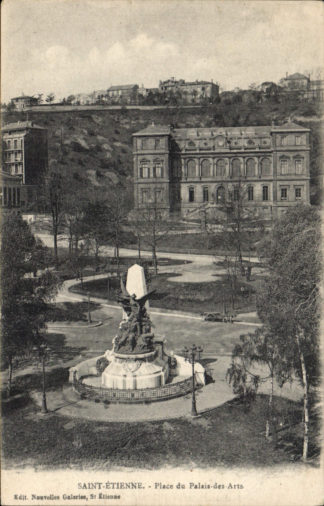 CPA Saint Etienne Place du Palais des Arts 