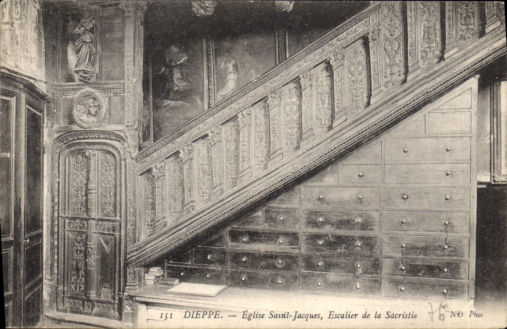 CPA Dieppe Eglise Saint Jacques Escalier de la Sacristie 