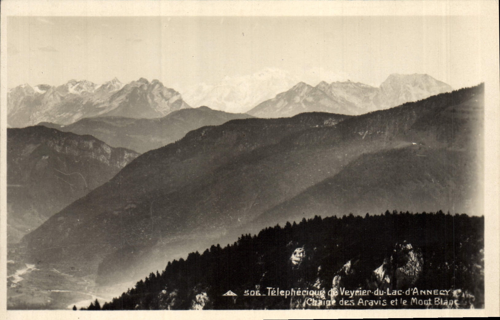 Chaîne des Aravis et le Mont Blanc — Vue depuis le Téléphérique de Veyrier-du-Lac-d'Annecy — Série 506