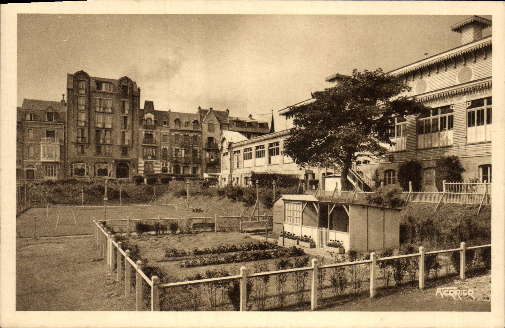 CPA Mers les bains le club house du sporting club de mers et le cours 