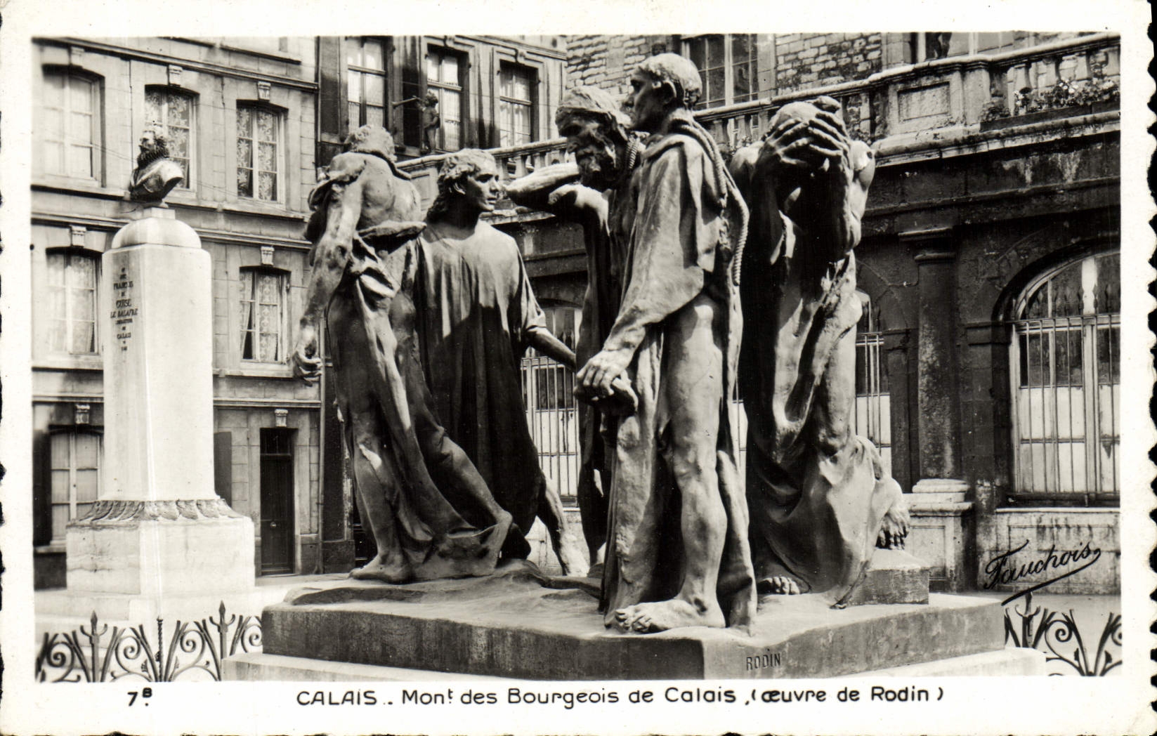 CPA Calais Mont des Bourgeois de Calais Ceuvre de Rodin 