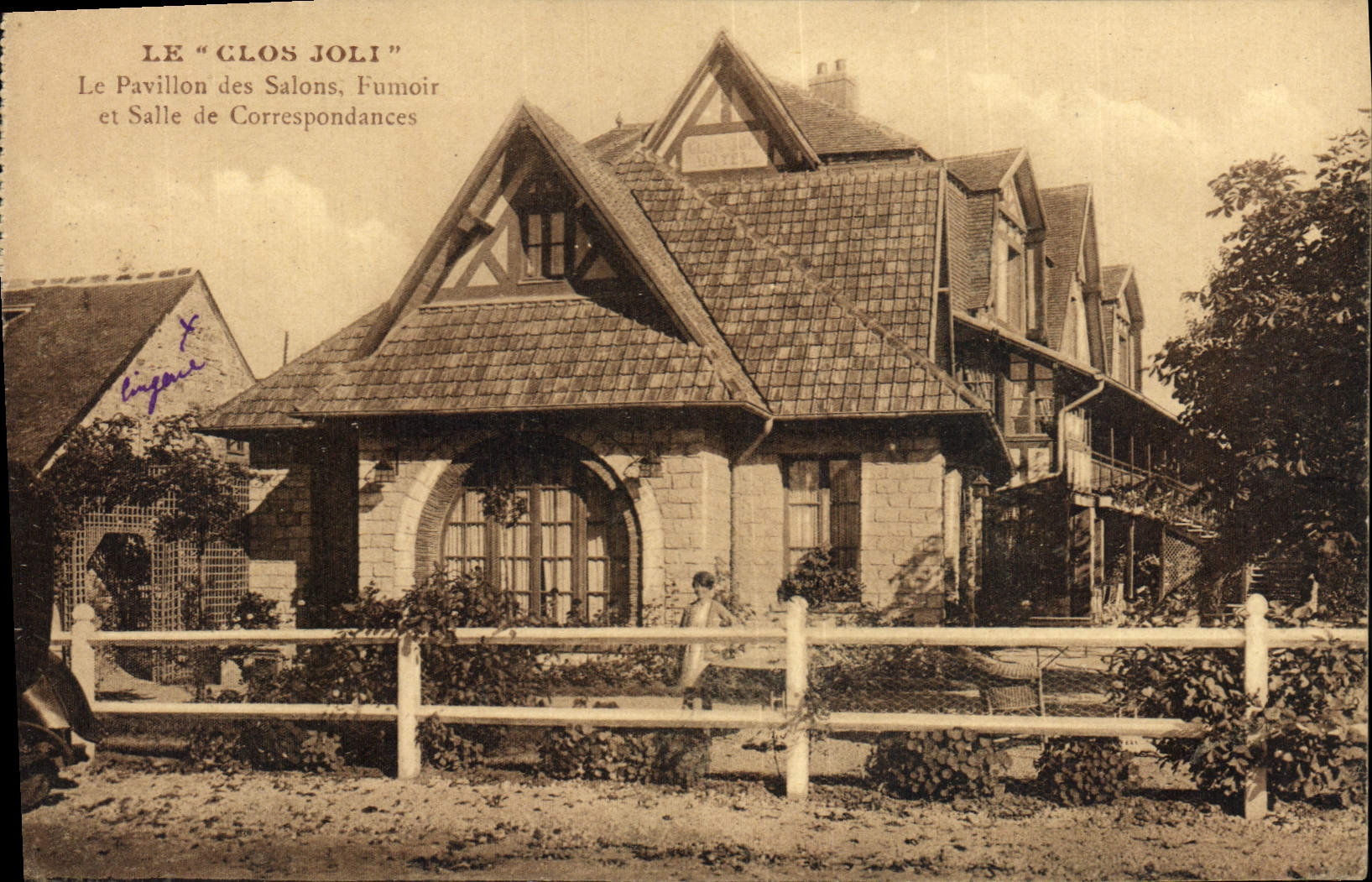 CPA Le Clos Joli Le Pavillon des Salons Fumoir et Salle de Correspondances 