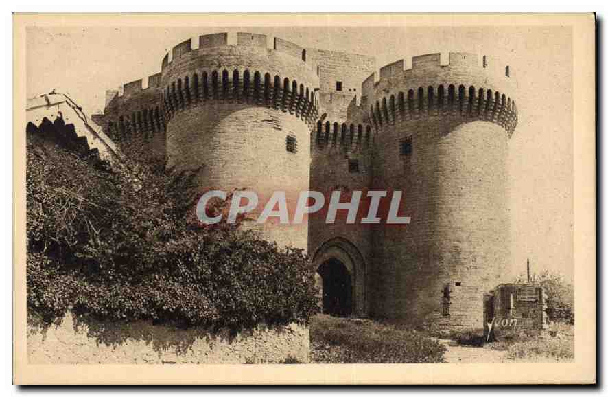 CPA Villeneuve les Avignon Porte Fortifiee du Fort Saint Andre 