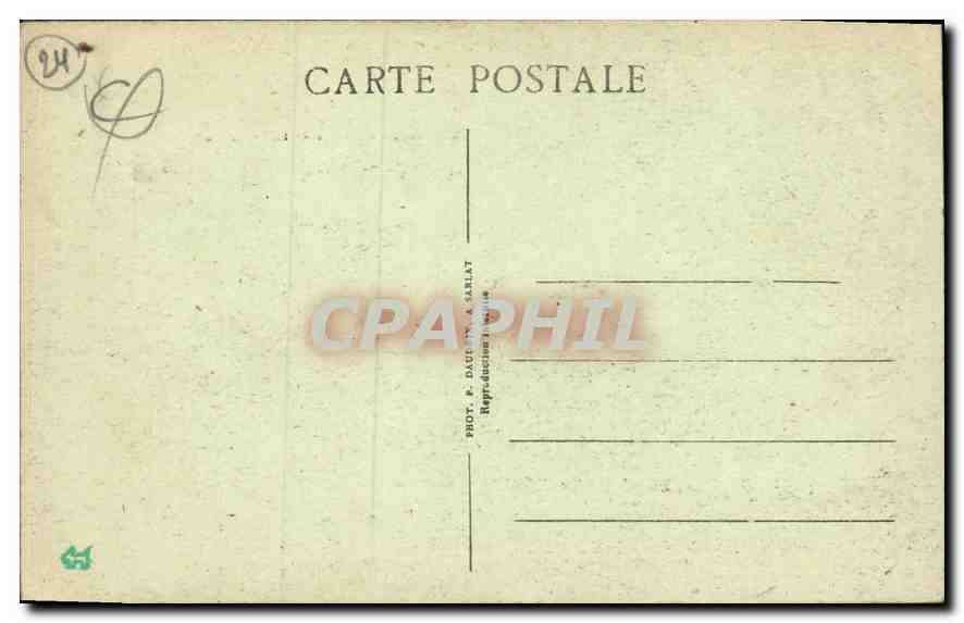 Château féodal de Beynac — Vue de l'entrée — Phot. P. Dautun & Sarlat — Verso