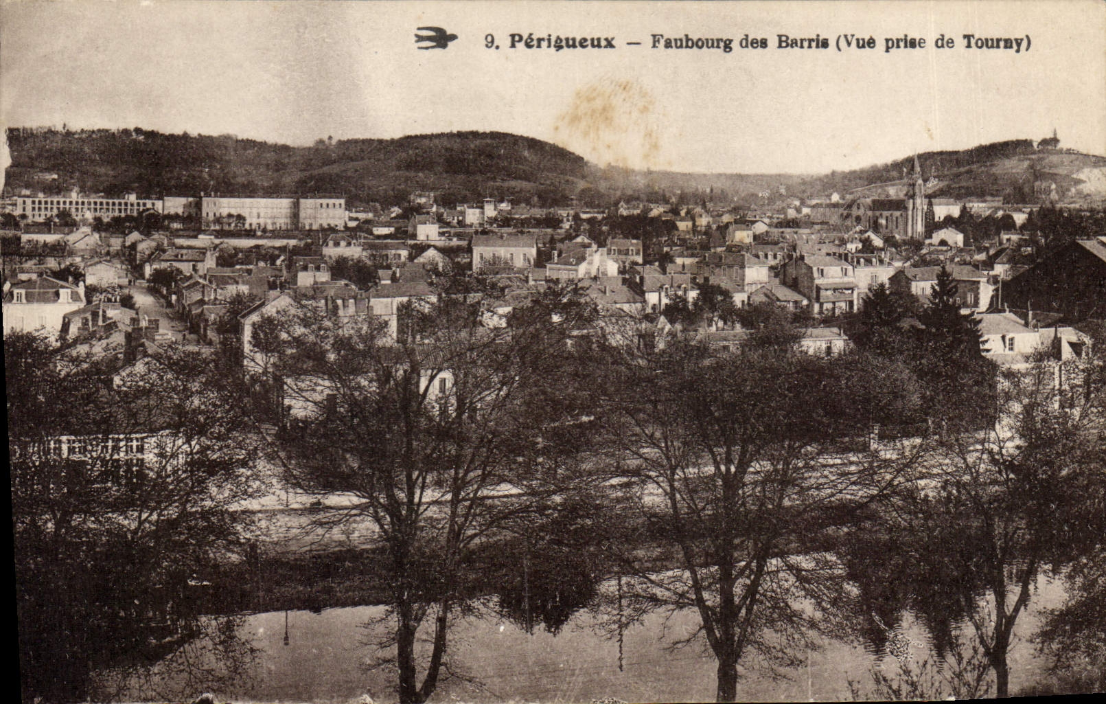 Périgueux — Faubourg des Barris (View taken from Tourny)