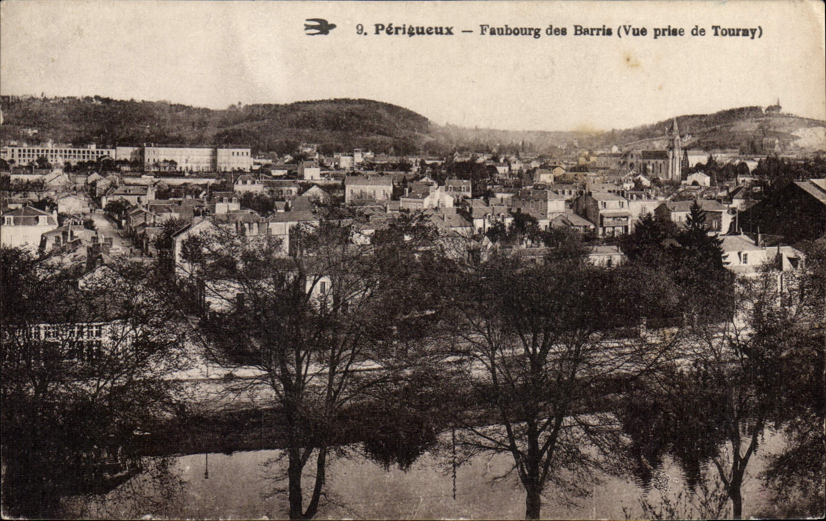 Périgueux — Faubourg des Barris (View taken from Tournay) — anonymous publisher, no. 9