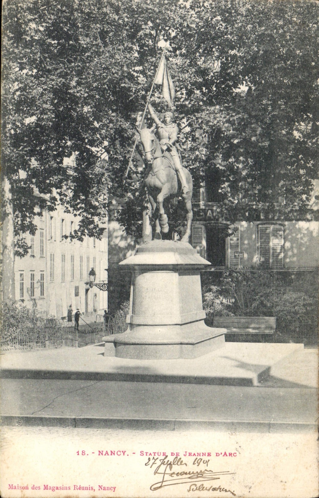 Nancy - Statue der Jeanne d'Arc — Maison des Magasins Réunis, Nancy, 1904