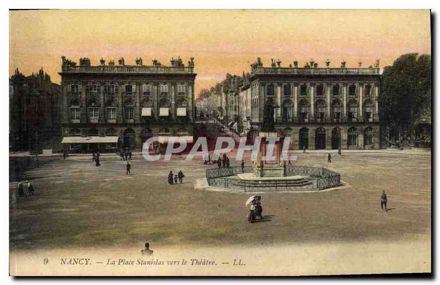 CPA Nancy La Place Stanislas vers le Theatre 